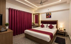 Luxmi Hotel